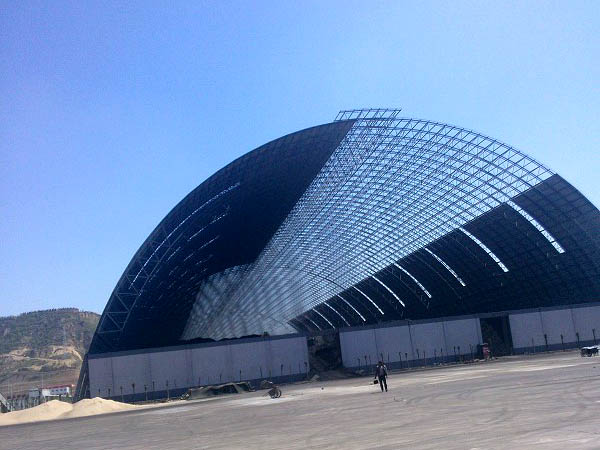 虹口桶壳螺栓球网架工程